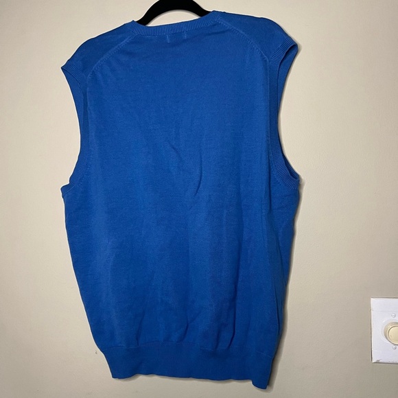 Izod Cotton Sweater Vest - Picture 6 of 8